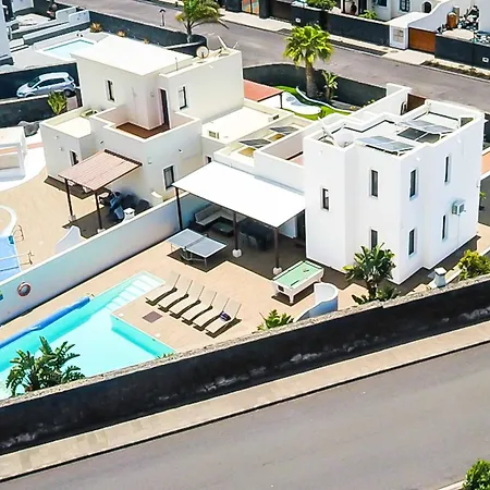 Perla Villa *